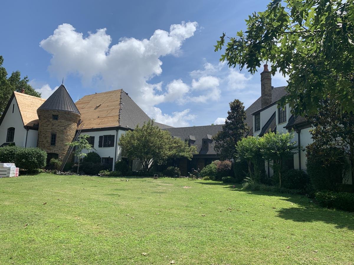 Roofing services in Senatobia MS